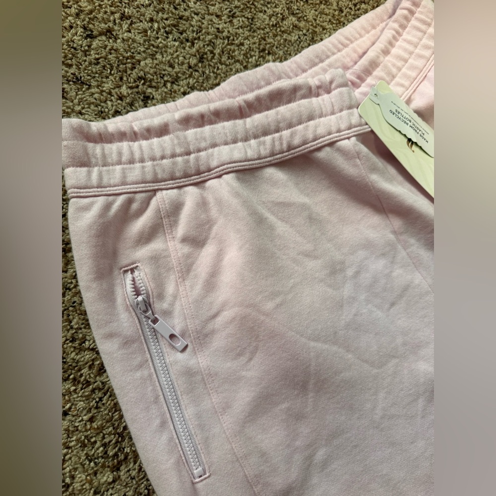 Fabletics Women Light Pink Jogger Pants NWTS - Picture 3 of 4